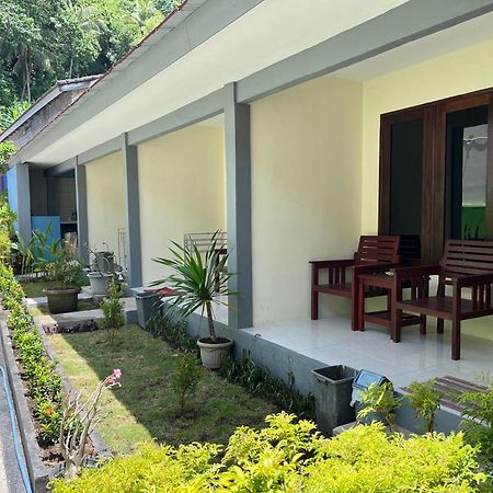 Family Garden Homestay Senggigi Exteriér fotografie