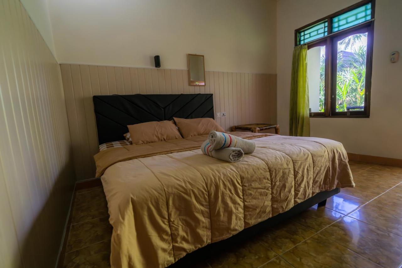 Family Garden Homestay Senggigi Exteriér fotografie